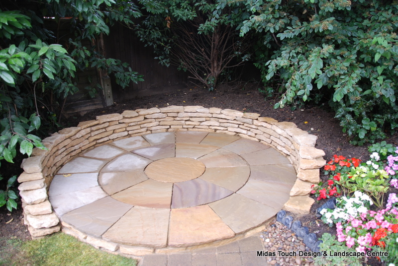 Midas Touch Landscapes - Hertfordshire landscaping, driveways, patios and paving projects